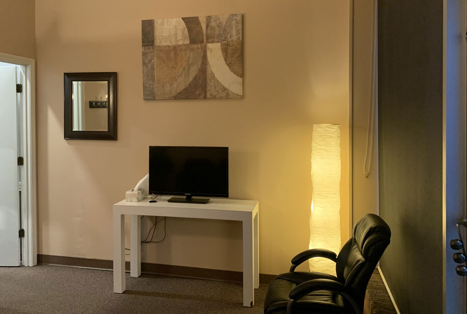 Kentucky Injury Care Centers In North Kentucky reception desk